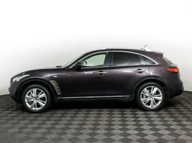 Infiniti