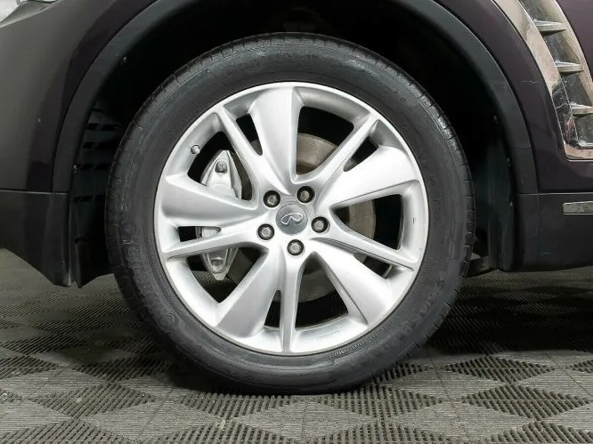 Infiniti